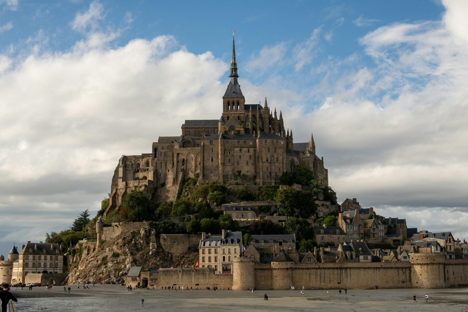 Graphique illustrant l'évolution des taux immobiliers en France en 2025