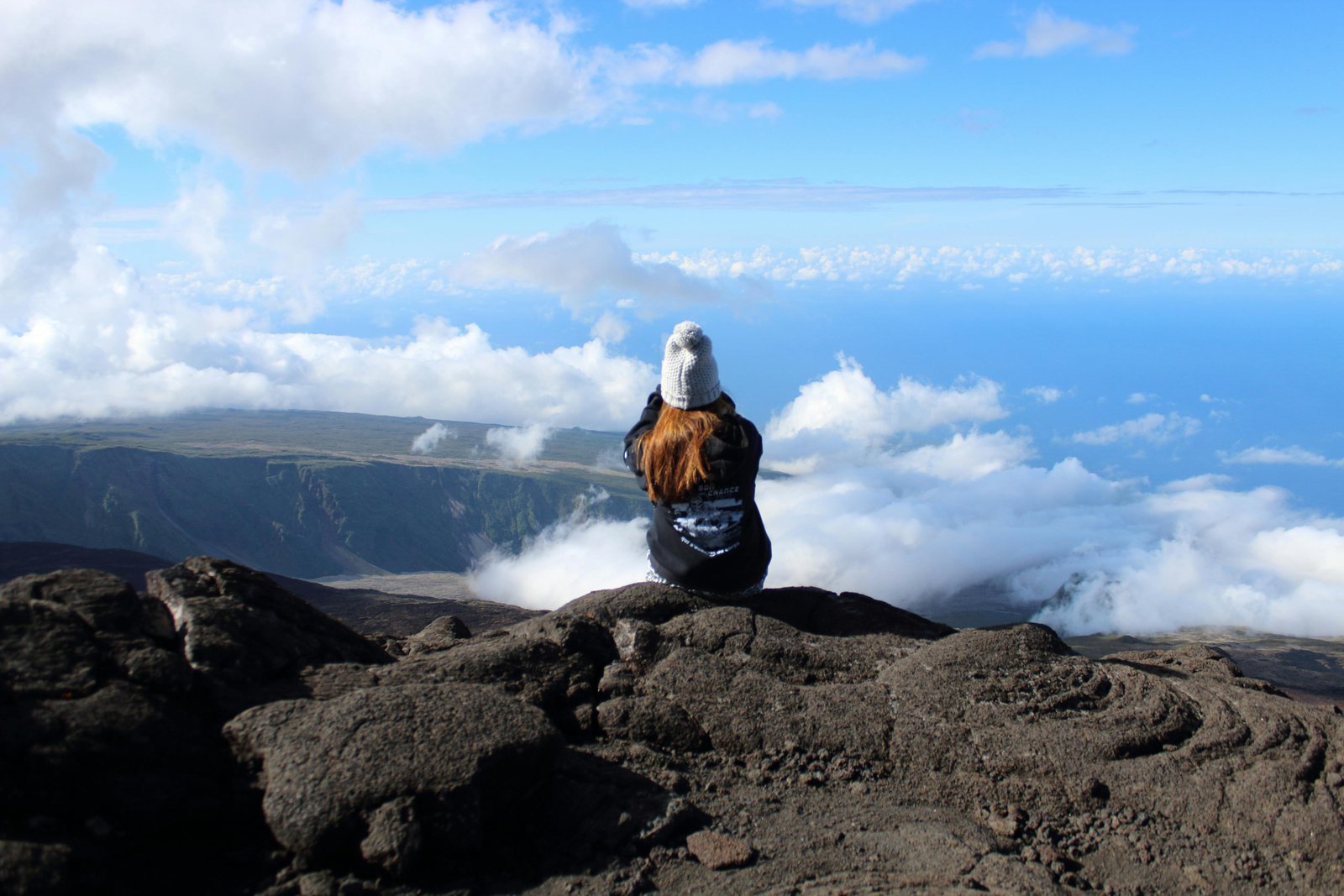 Réunion de copropriétaires discutant de la rénovation énergétique